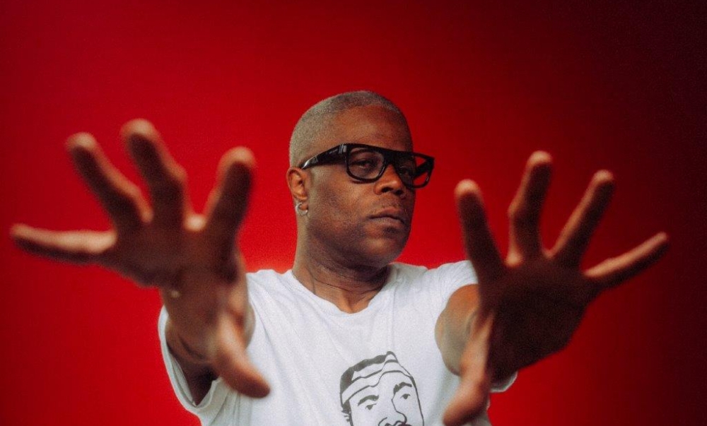 Jamie 3:26: “Reading a Room Is a Lost Art, But I’m Bringing It to Dobar Disco!”-236